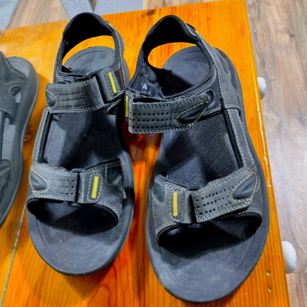 Men's Dockers sandals
